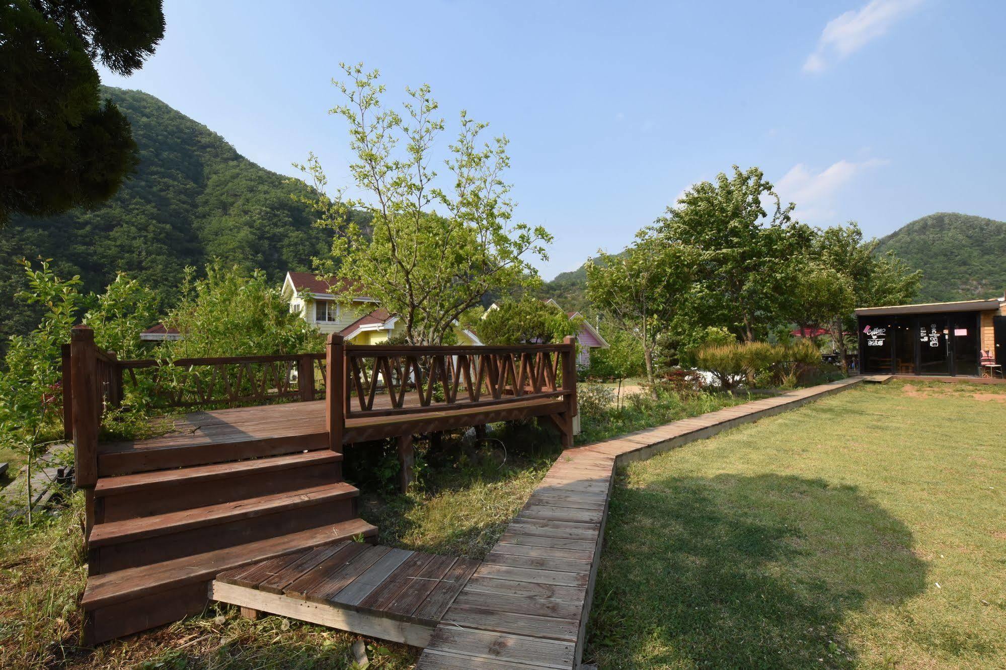 Ecopia Pension Pyeongchang Exterior foto