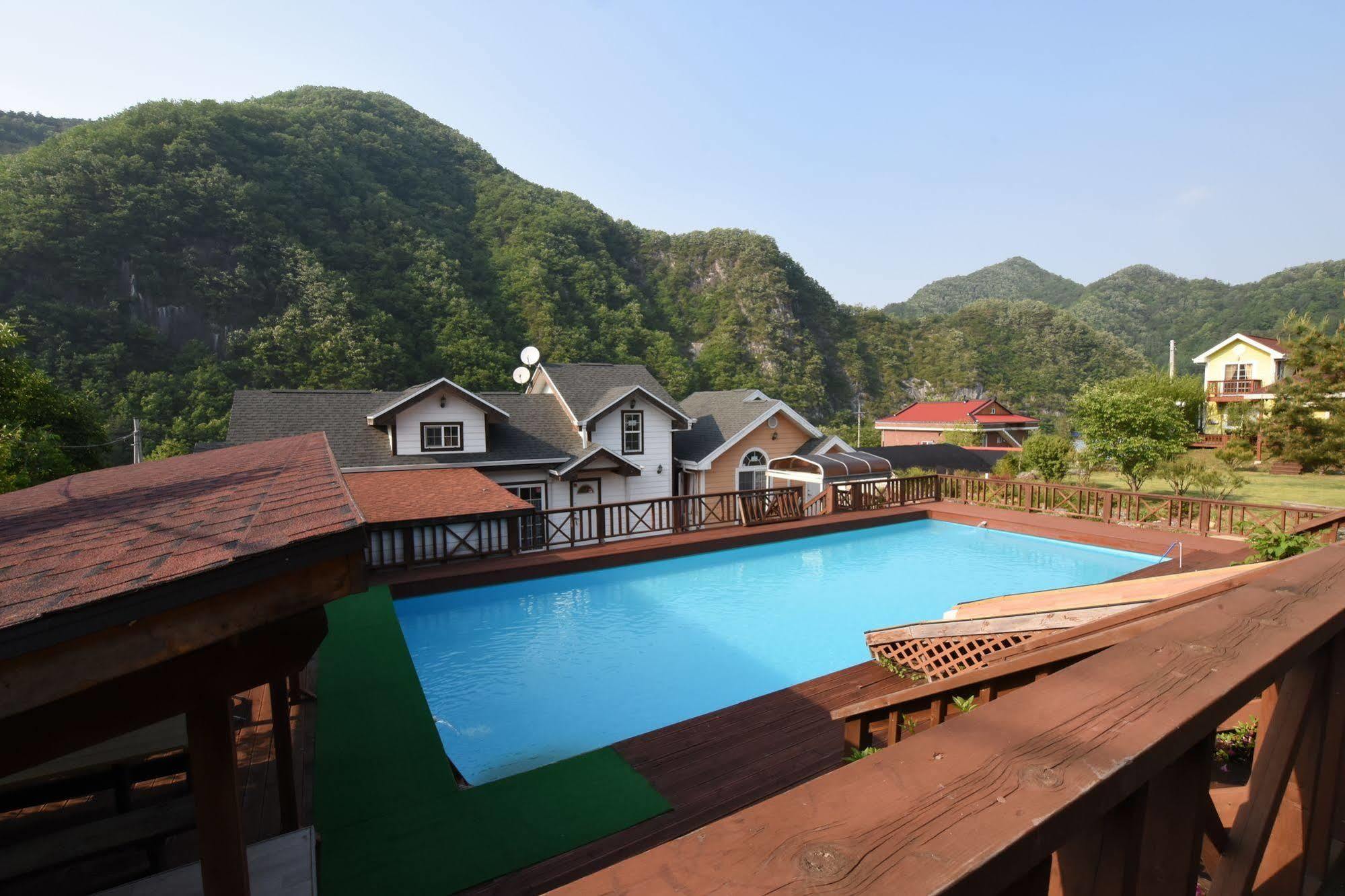 Ecopia Pension Pyeongchang Exterior foto