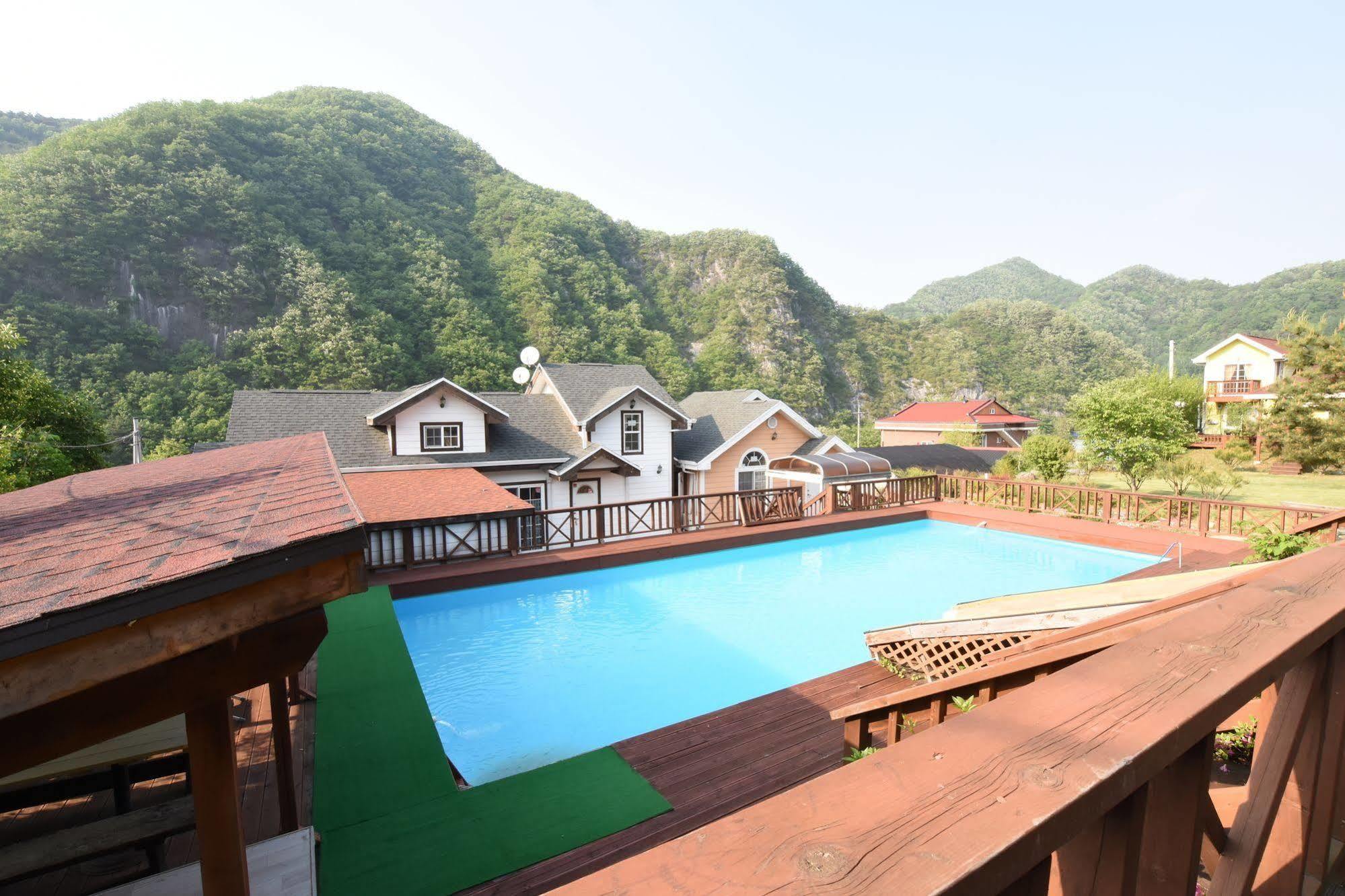 Ecopia Pension Pyeongchang Exterior foto
